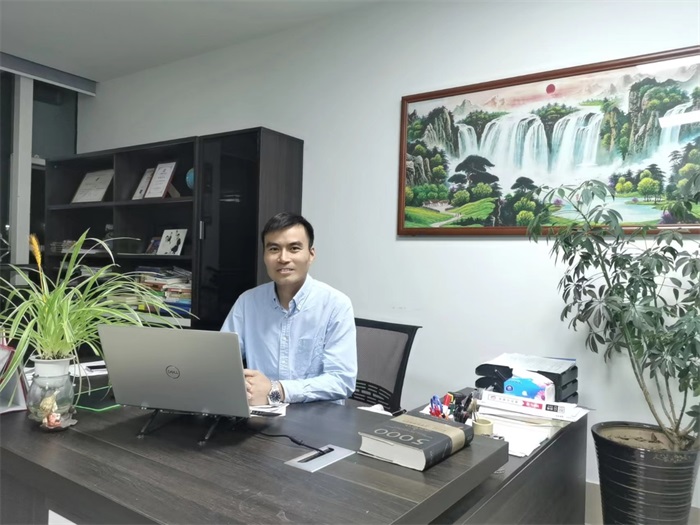 千锤百炼出“精密” 万里征程谋致远——记江苏太仓畅通精密机械有限公司董···