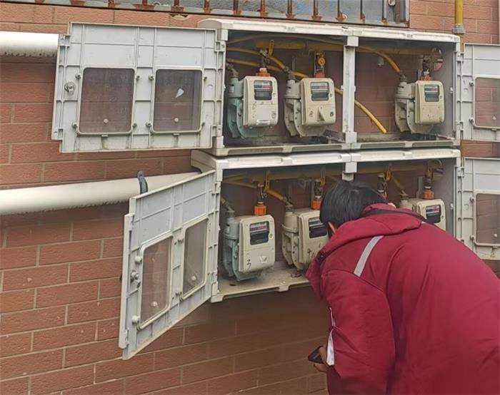 河南许昌：五洲燃气免费为用户排查及更换超期表具，全程零收费